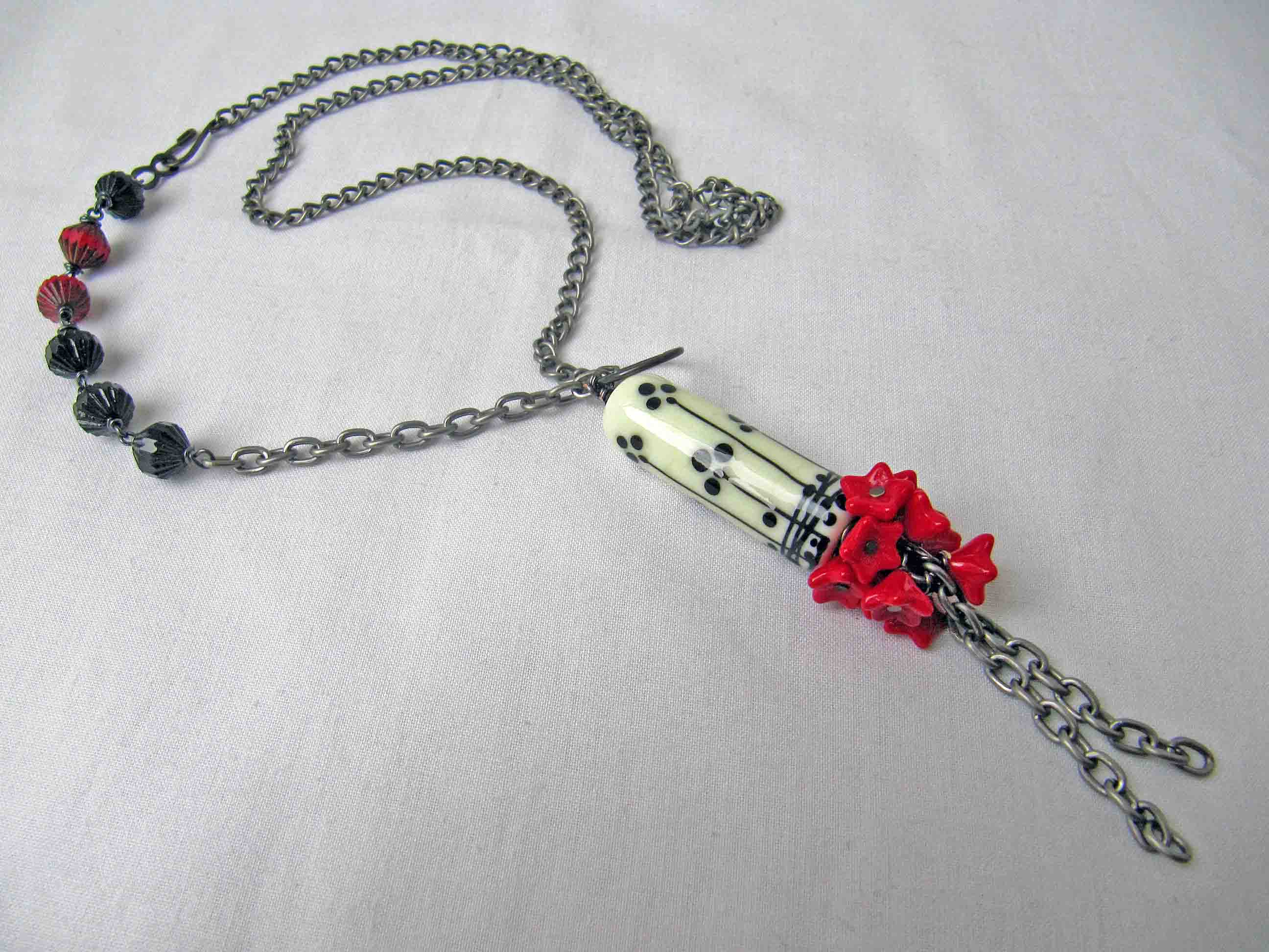 red flower cluster necklace