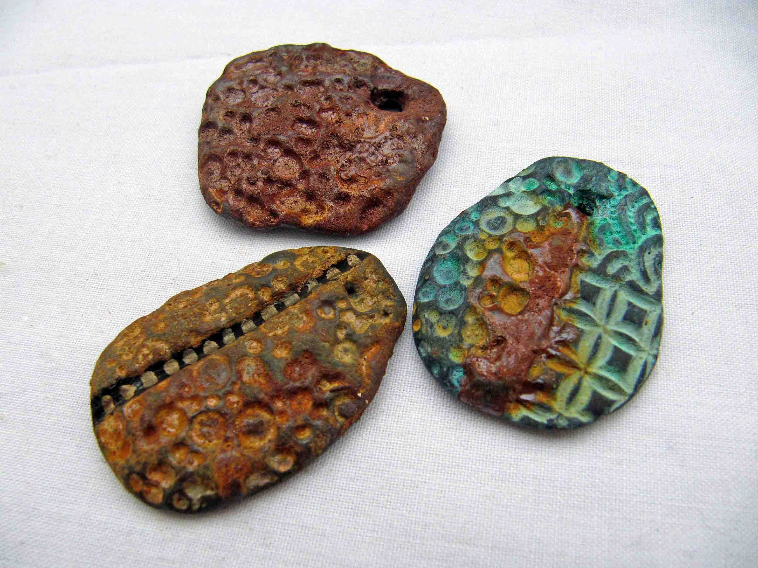 pendants group