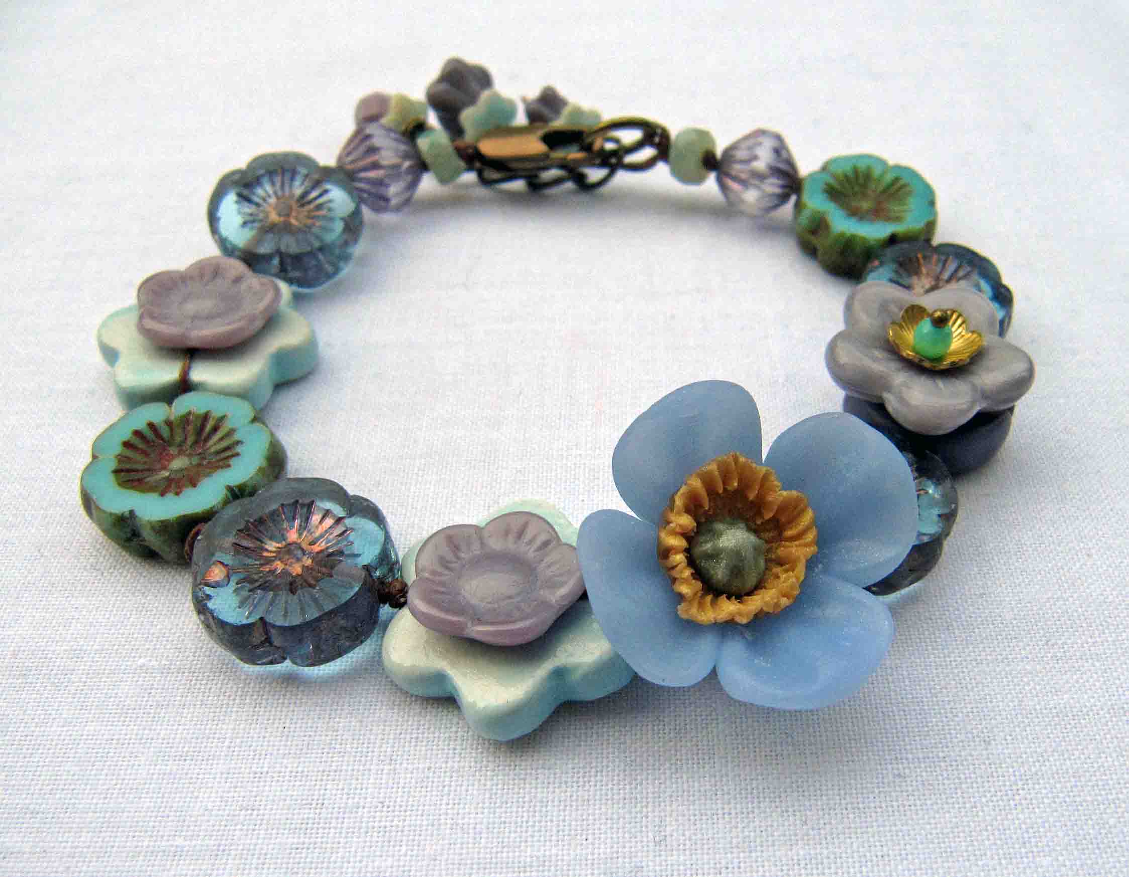 pale pansy