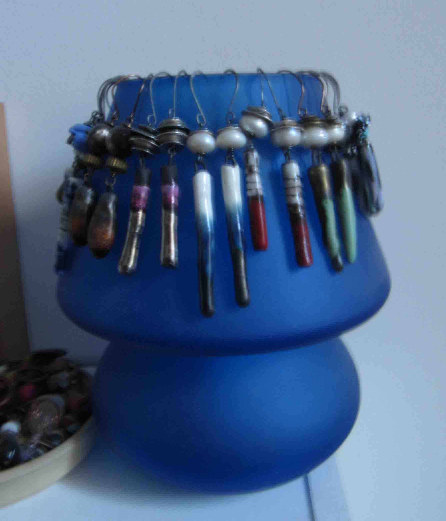 s.e. earrings