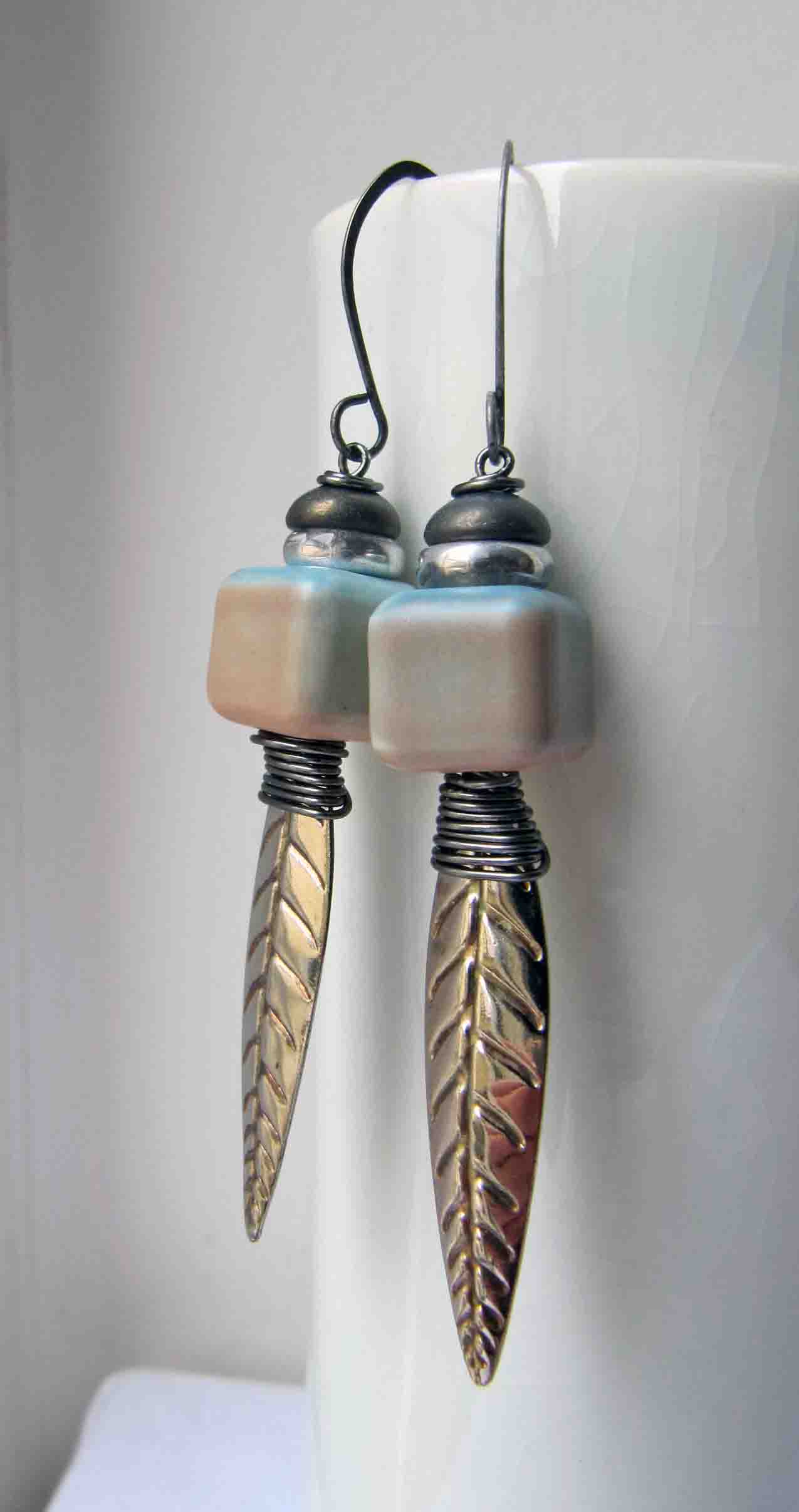 faded feathers 1