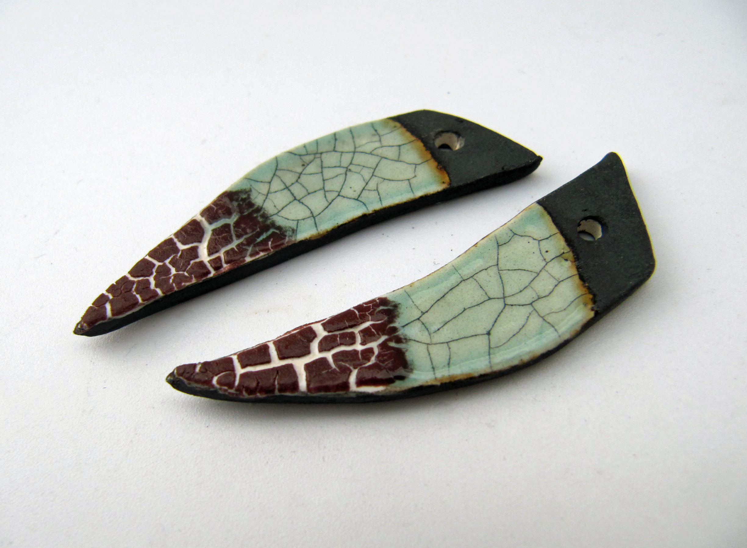 crackle daggers two tone