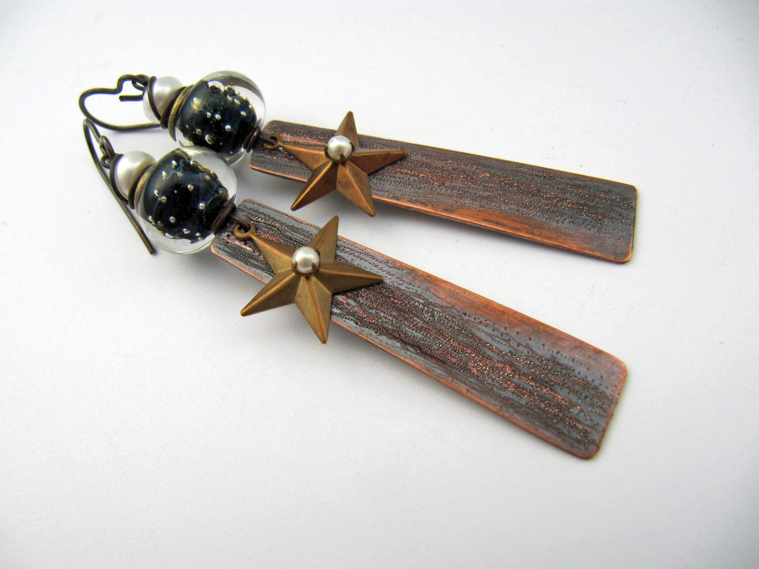 Streamin' Beads of Light 1
