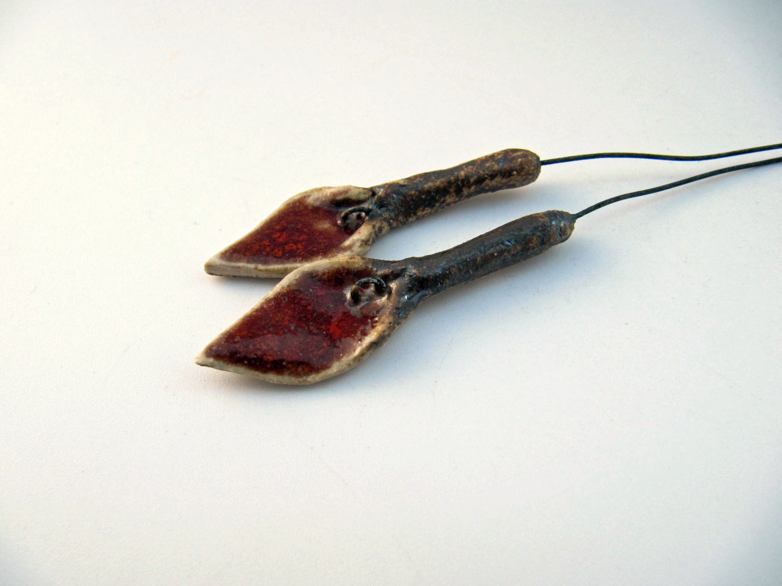 molten red long lily headpins 1