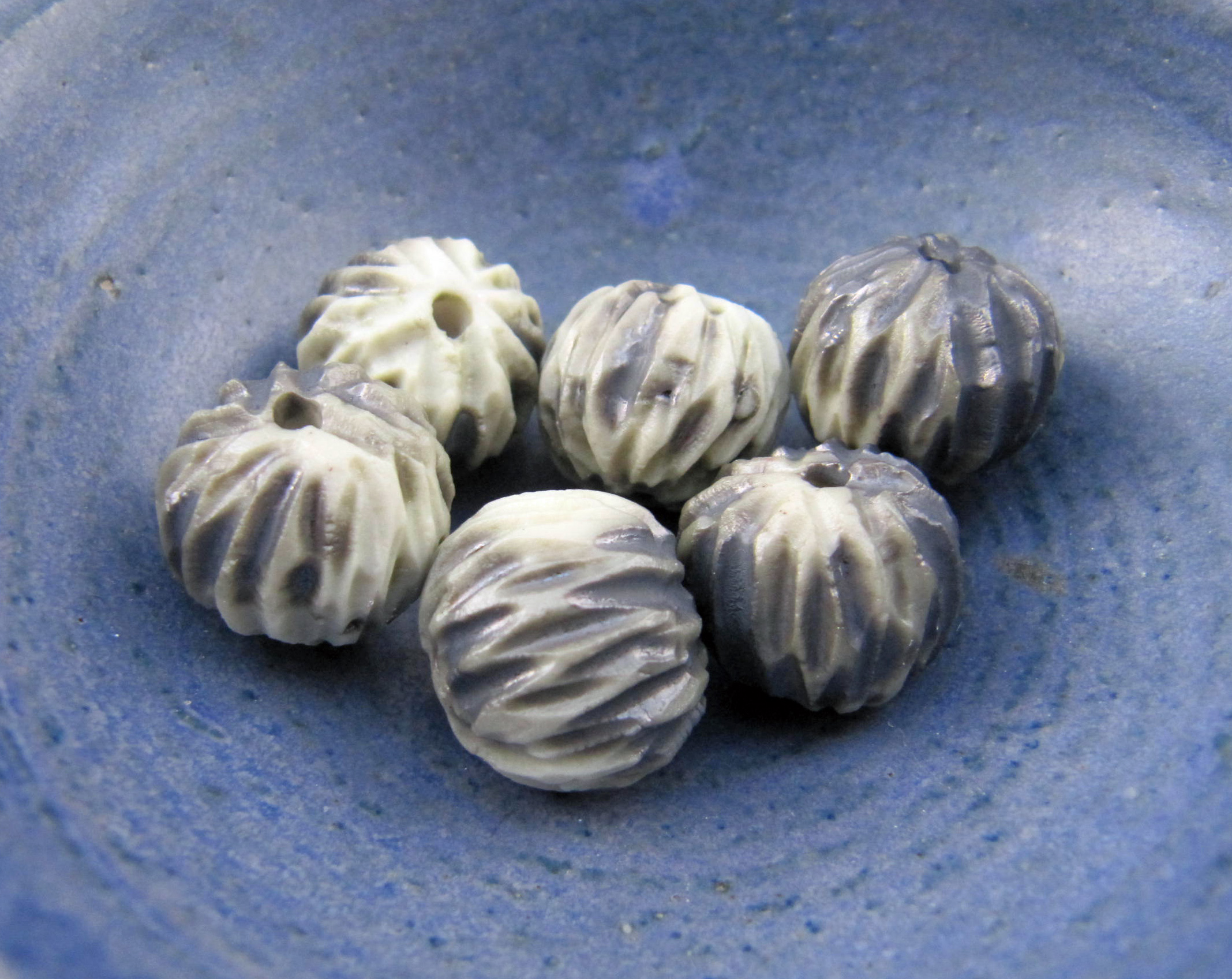 smoky carved rounds