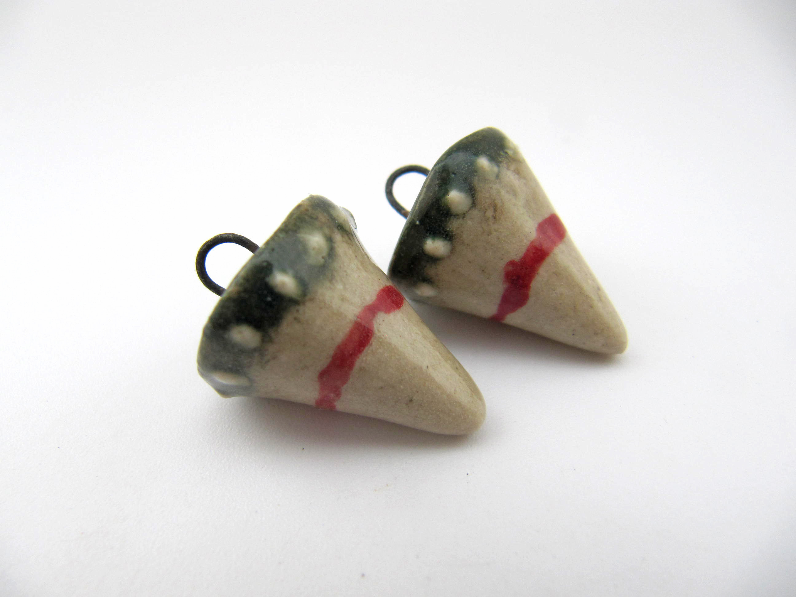 olive and red cones